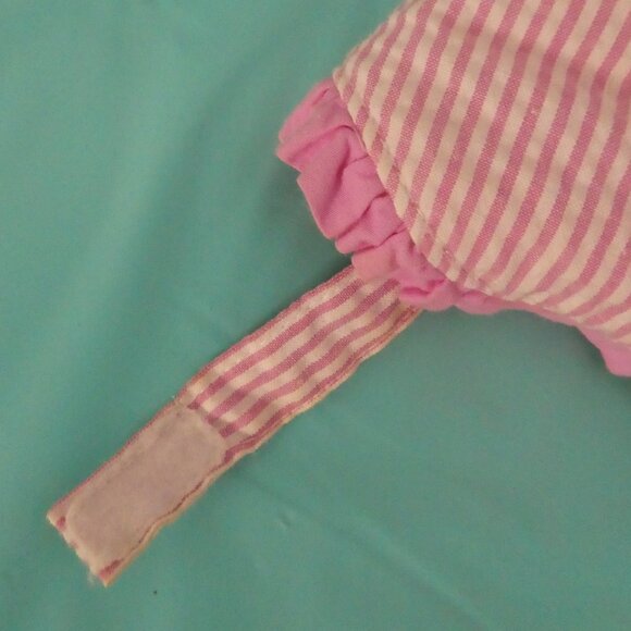 Unbranded | OS one size | Pink Striped Sun Hat | Ruffle Brim | Velcro Chin Strap - Picture 4 of 10